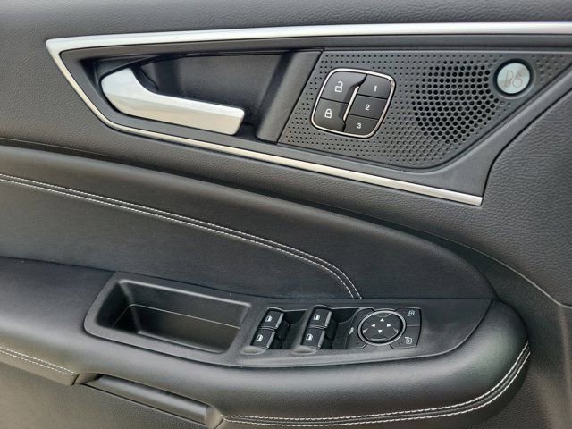 Certified 2022 Ford Edge Titanium image 23