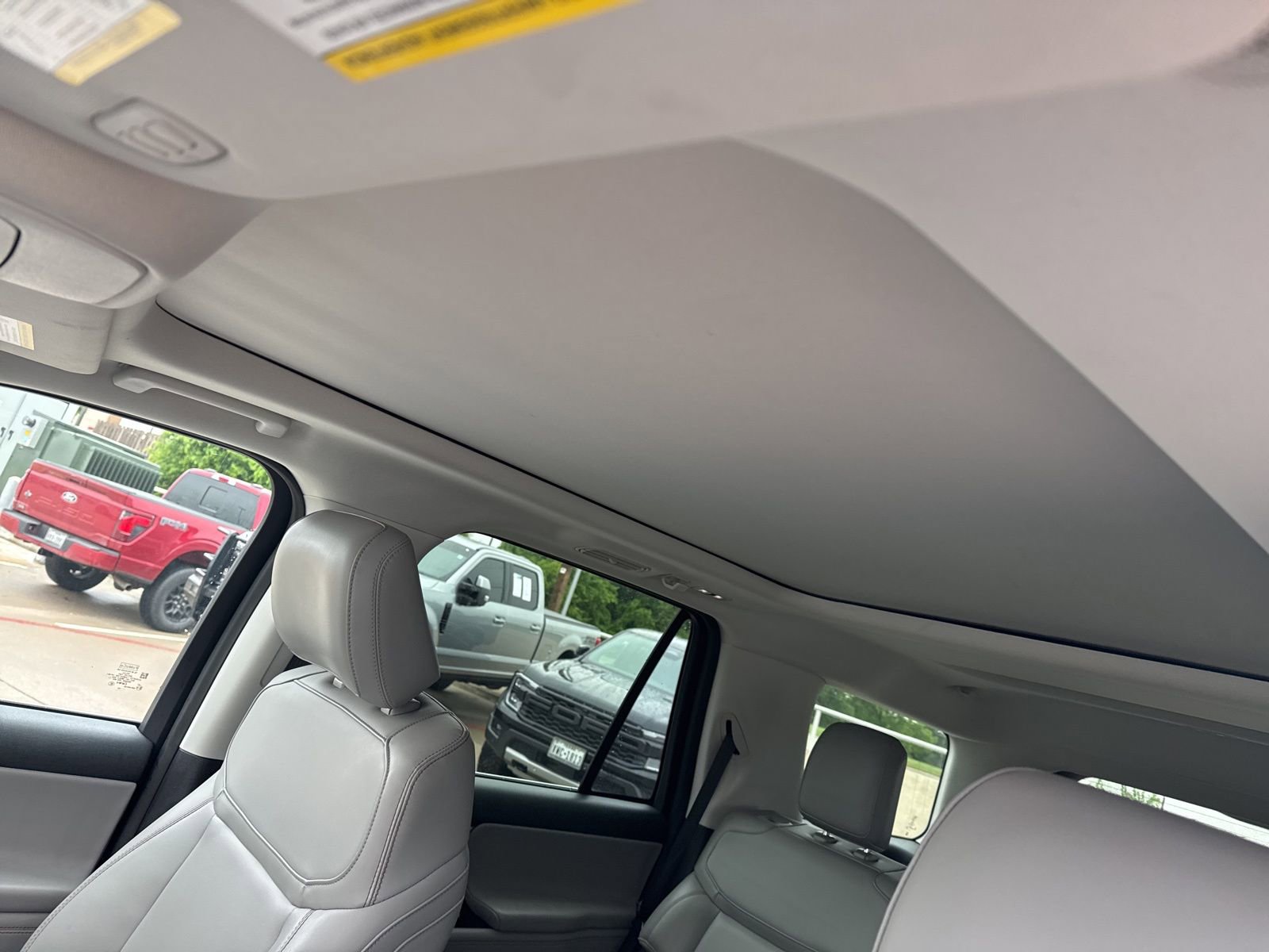 Certified 2025 Ford Expedition Active image 11