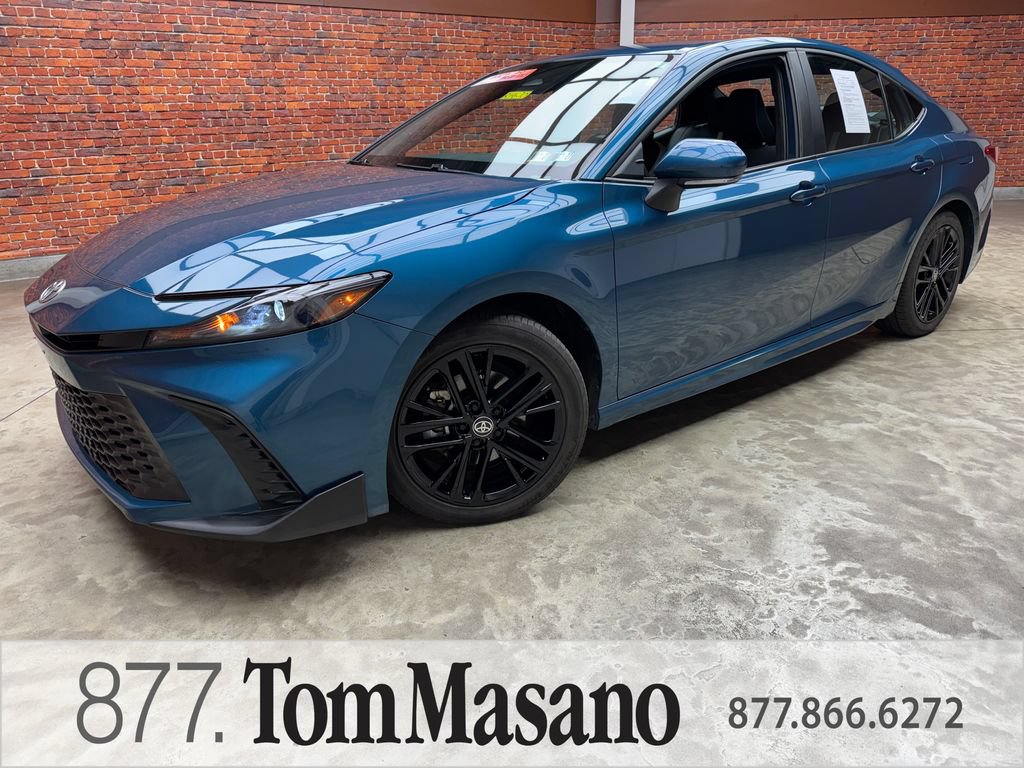 Used 2025 Toyota Camry SE