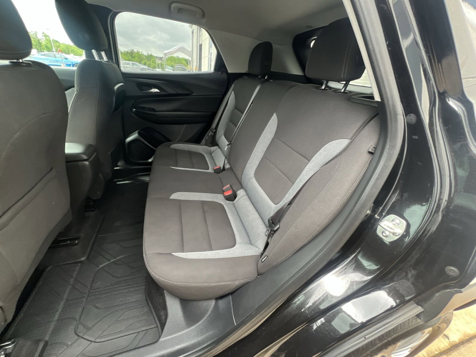 Used 2025 Chevrolet TrailBlazer LS w/ LS Convenience Package FWD image 31