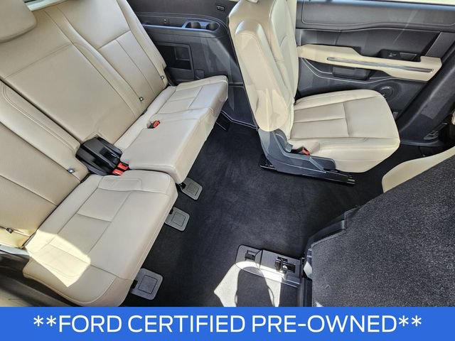 Certified 2024 Ford Expedition XLT RWD image 16