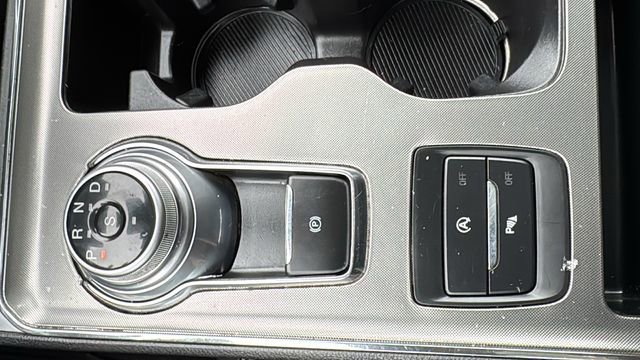 Certified 2023 Ford Edge Titanium w/ Class II Trailer Tow Package image 28