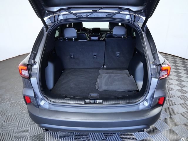 Certified 2025 Ford Escape ST-Line Select AWD/4WD image 28