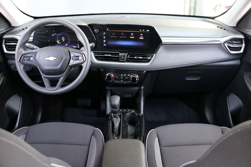 Used 2026 Chevrolet TrailBlazer LT w/ Driver Confidence Package FWD image 24