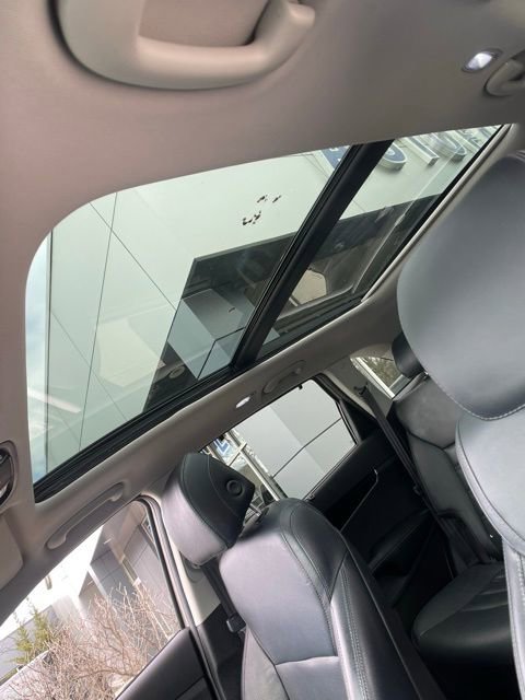 Used 2017 Kia Sorento SX AWD/4WD image 33