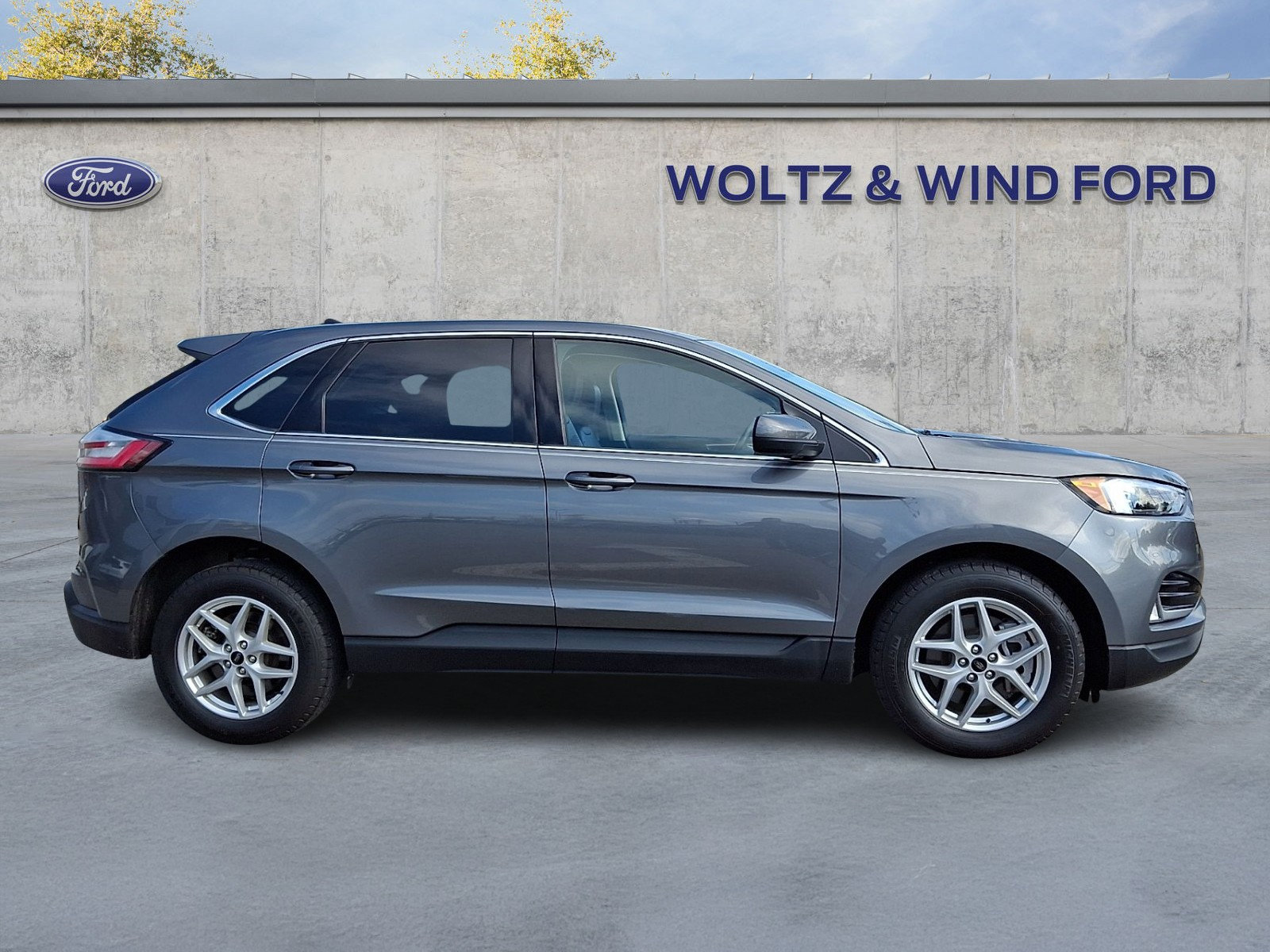 Certified 2024 Ford Edge SEL w/ Convenience Package AWD/4WD image 7
