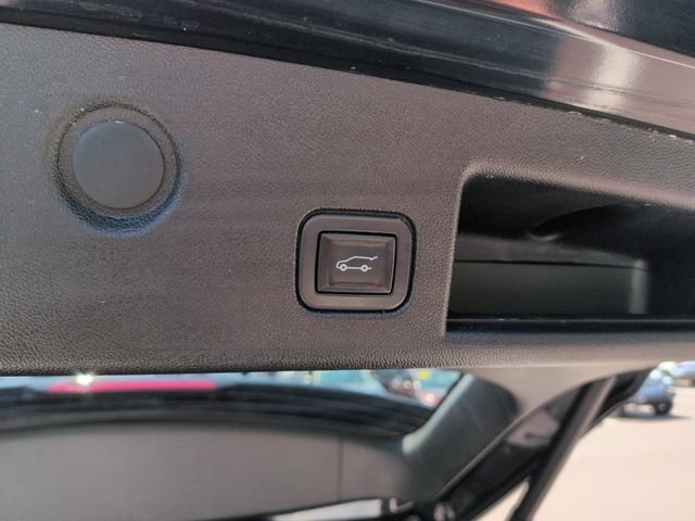 Used 2021 Chevrolet Equinox Premier AWD/4WD image 22