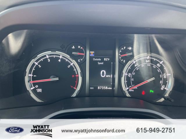 Used 2023 Toyota 4Runner Limited AWD/4WD image 38