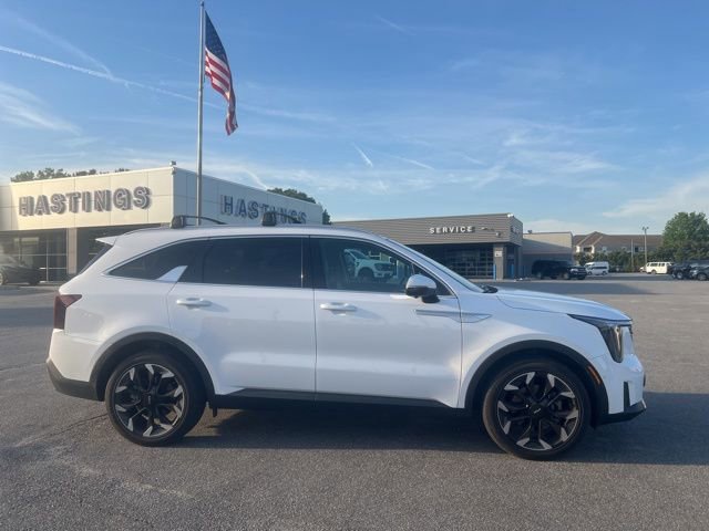 Used 2025 Kia Sorento SX FWD image 5