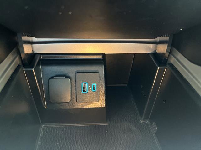 Certified 2020 Ford Explorer XLT w/ Equipment Group 202A image 30