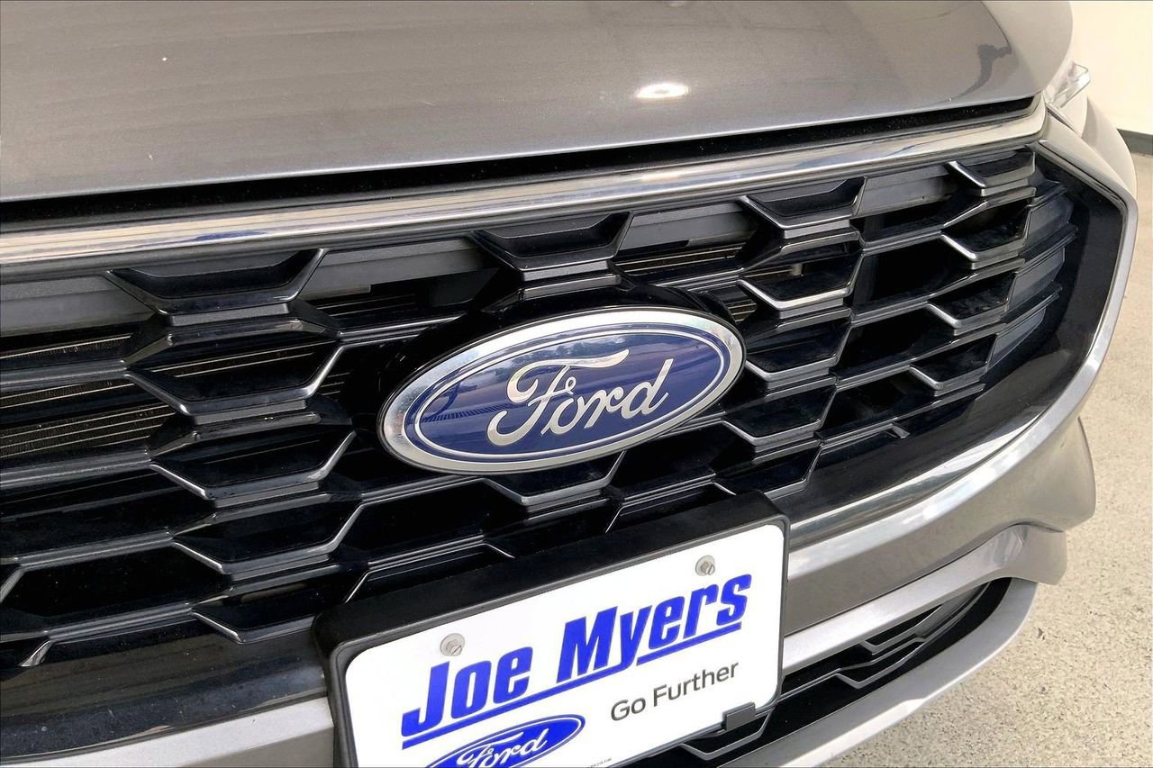 Certified 2023 Ford Escape ST-Line w/ Tech Pack #1 FWD image 30