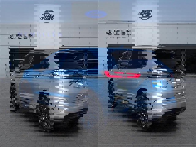 Certified 2024 Ford Edge SE w/ Black Appearance Package image 5