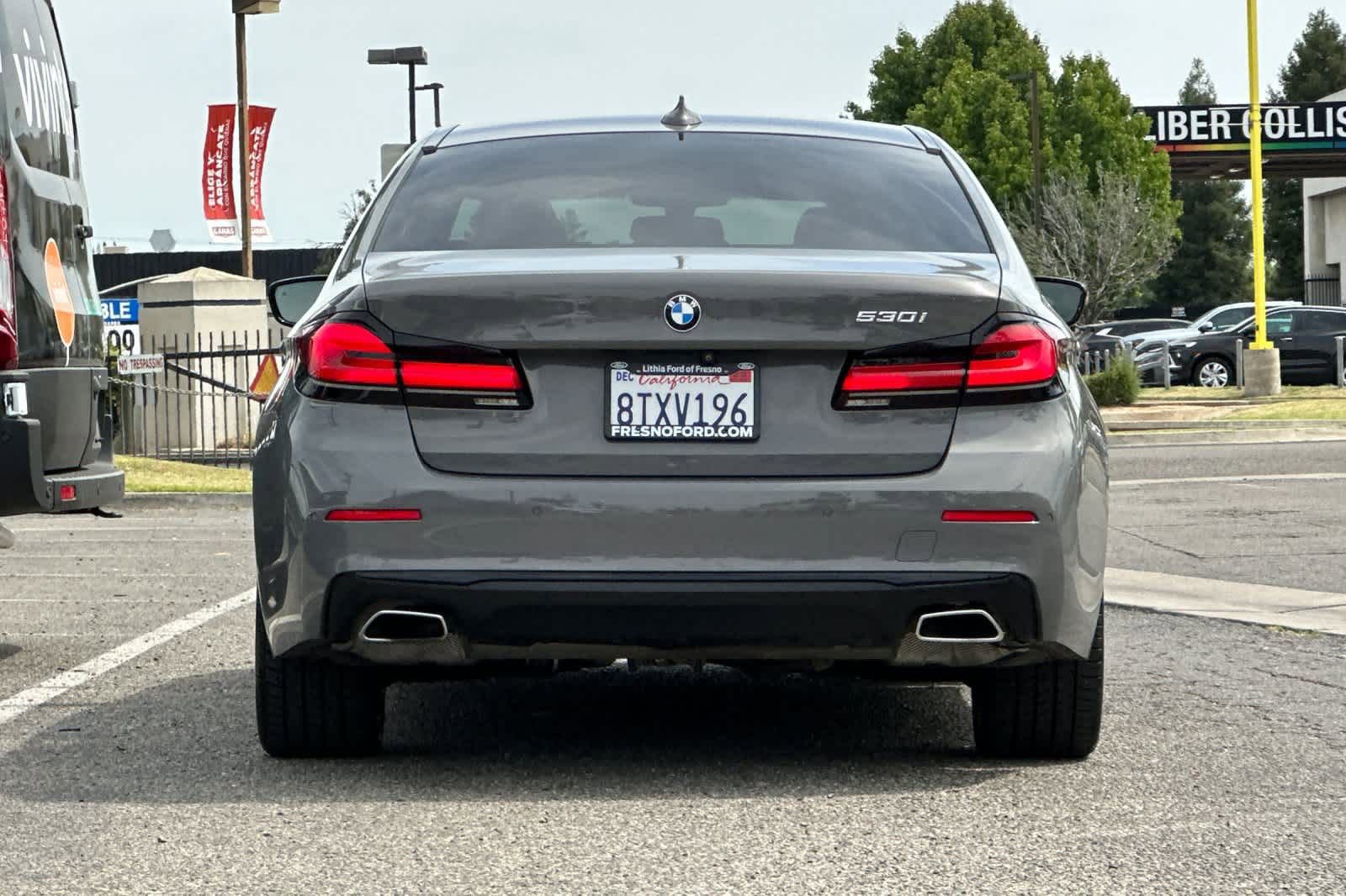 Used 2021 BMW 530i w/ Premium Package RWD image 7
