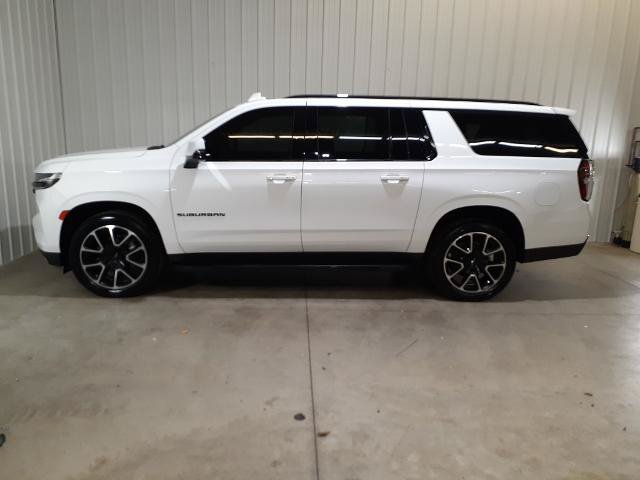 Used 2023 Chevrolet Suburban RST w/ Luxury Package AWD/4WD image 7