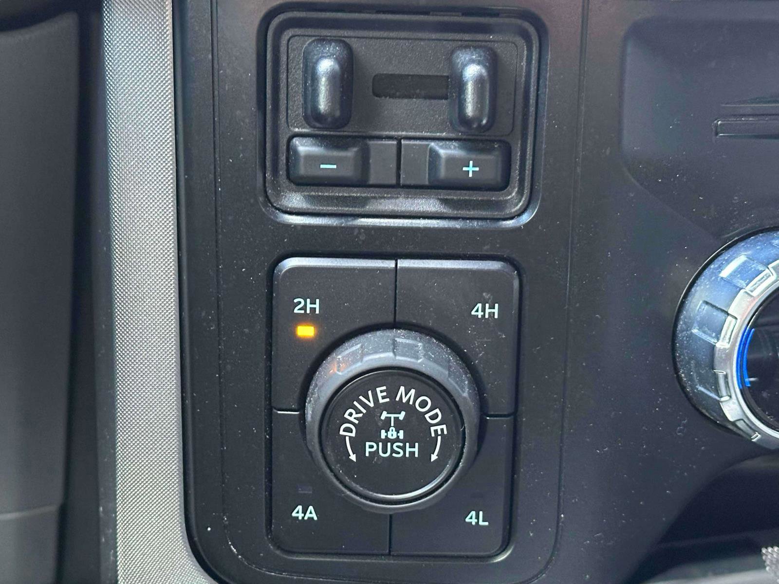 Certified 2022 Ford F150 Limited image 28