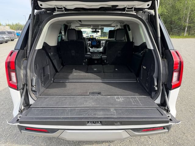 Certified 2025 Ford Expedition Platinum AWD/4WD image 23