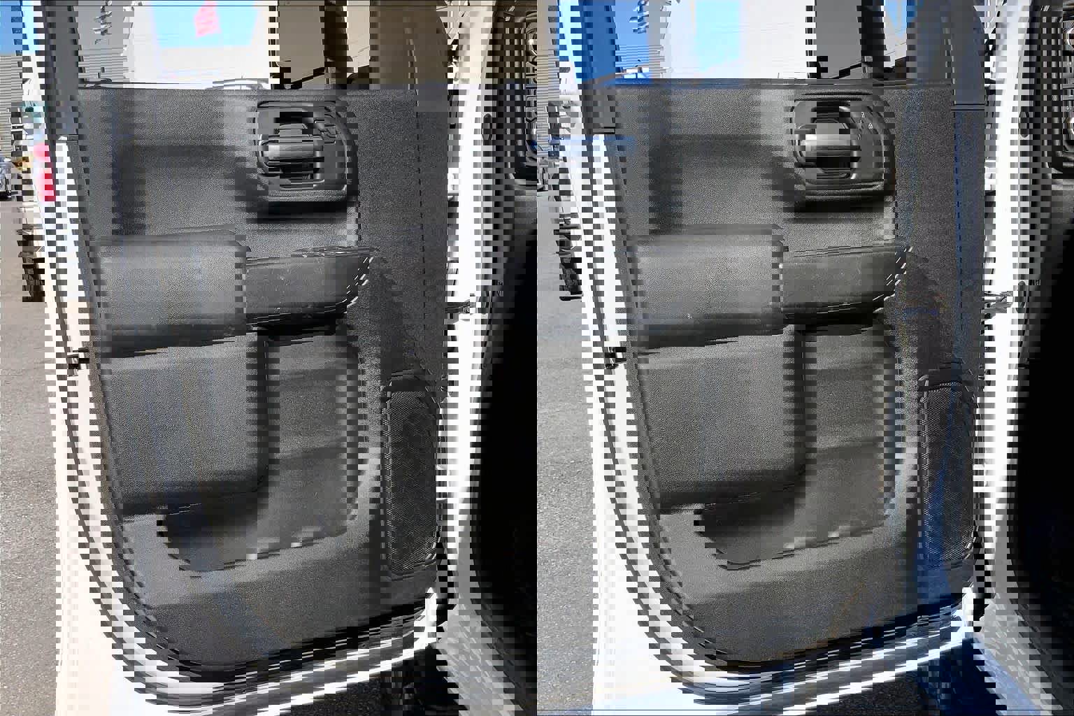 Used 2024 Chevrolet Silverado 2500 Custom w/ Custom Value Package image 21