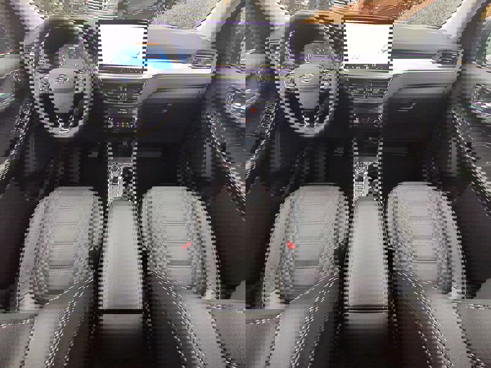 Certified 2023 Ford Escape Platinum w/ Premium Technology Package image 15