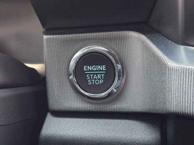 Certified 2025 Ford F250 Platinum AWD/4WD image 19