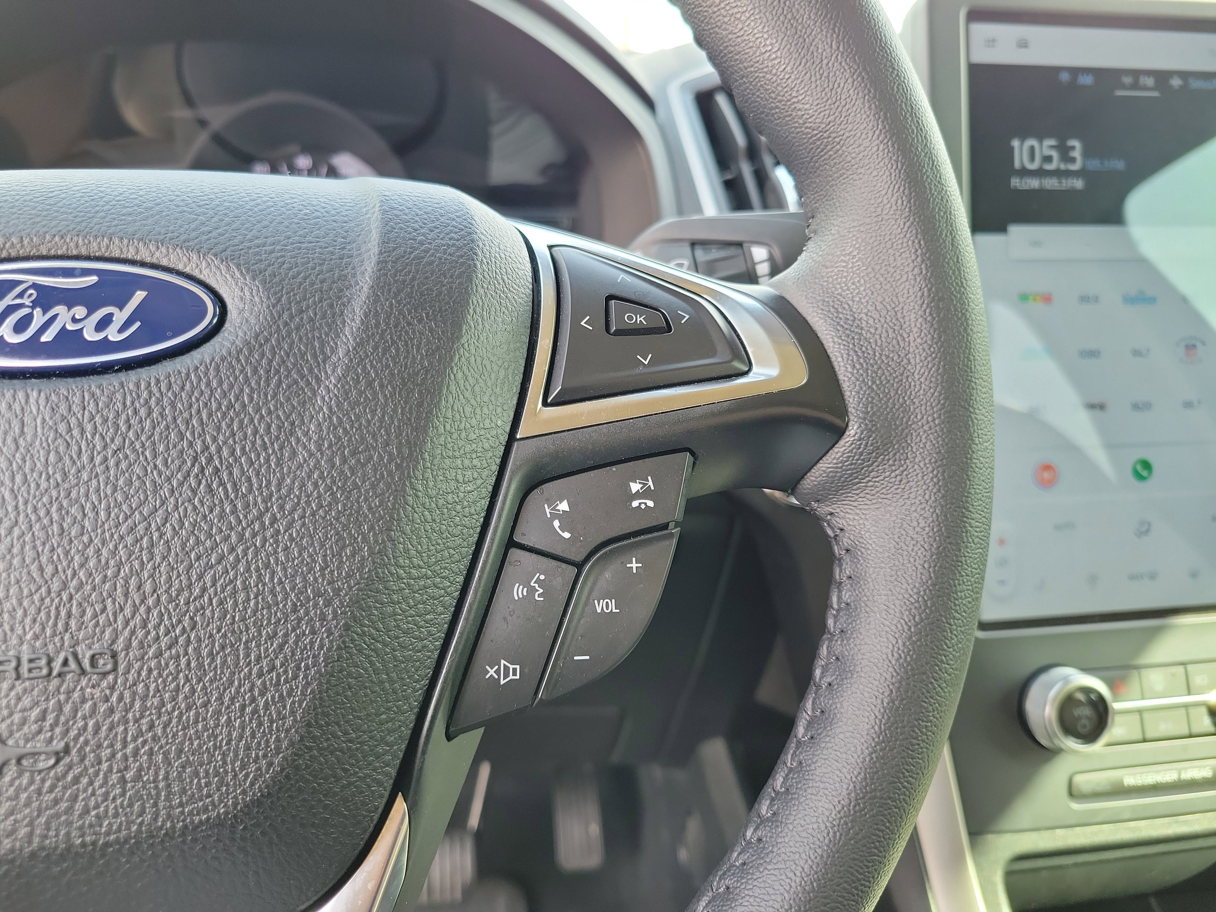 Certified 2024 Ford Edge SEL w/ Convenience Package image 13