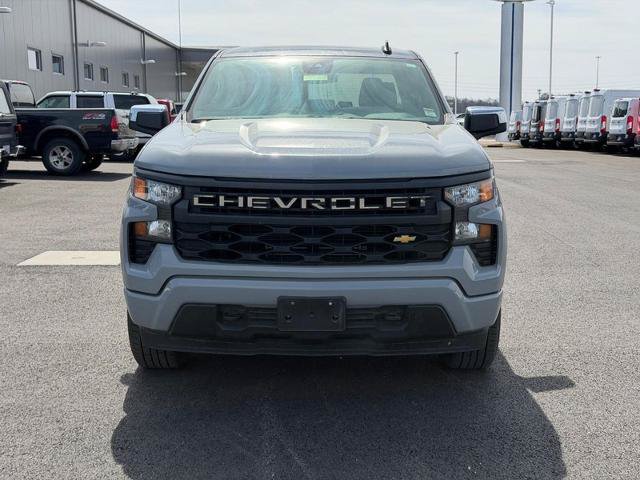 Used 2024 Chevrolet Silverado 1500 Custom AWD/4WD image 2
