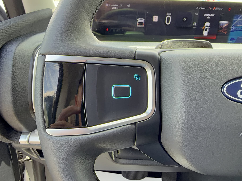 Certified 2025 Ford Expedition Max Active RWD image 30