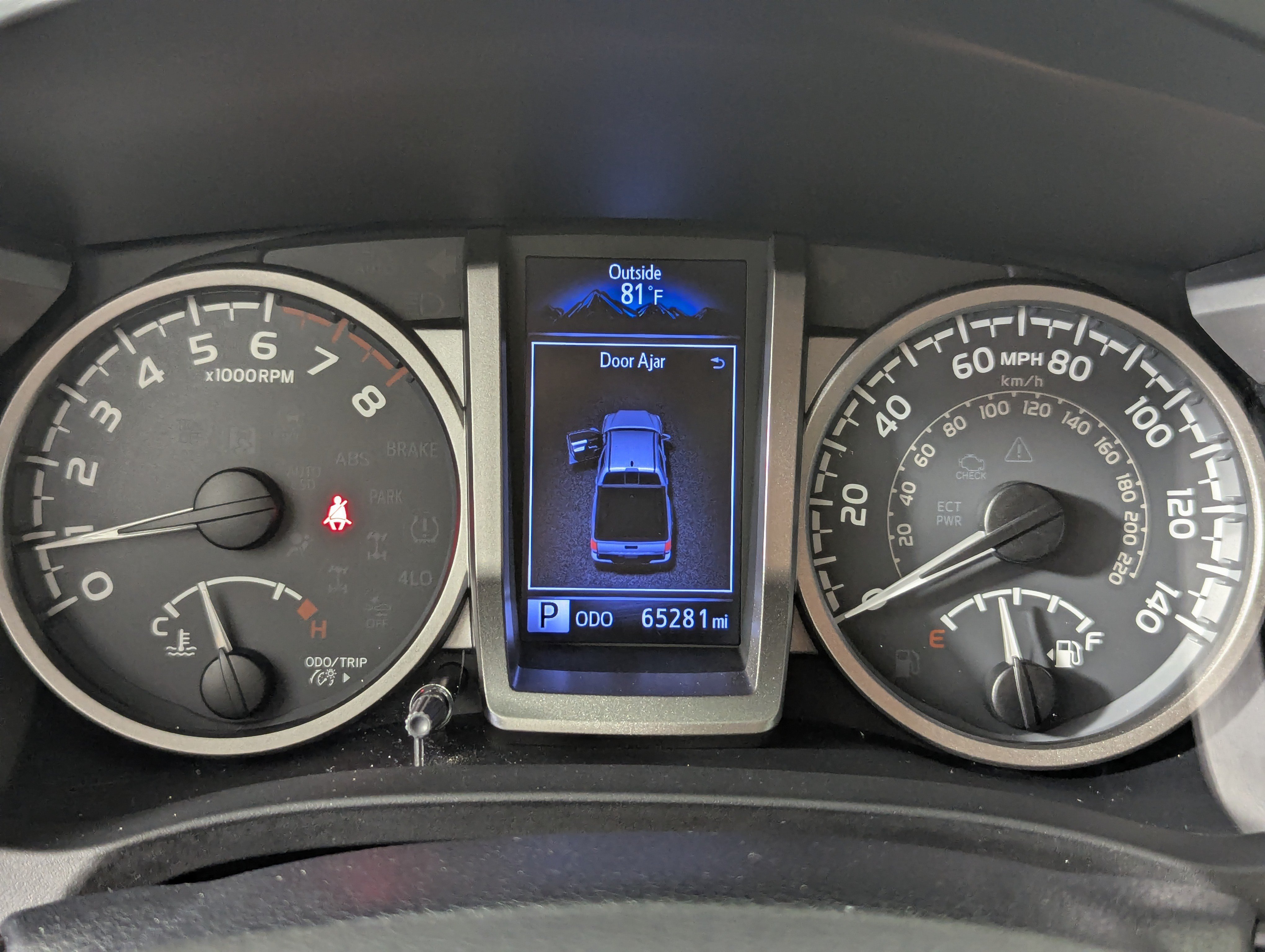 Used 2019 Toyota Tacoma SR5 RWD image 31