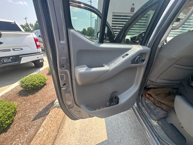 Used 2021 Nissan Frontier SV w/ SV Utility Package AWD/4WD image 29