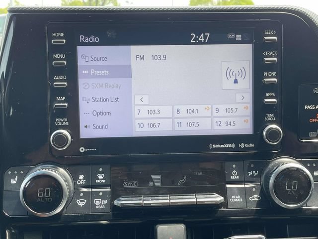 Used 2022 Toyota Highlander XSE AWD/4WD image 19