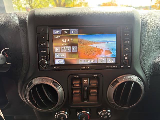 Used 2017 Jeep Wrangler Unlimited Sport w/ Quick Order Package 24S AWD/4WD image 27