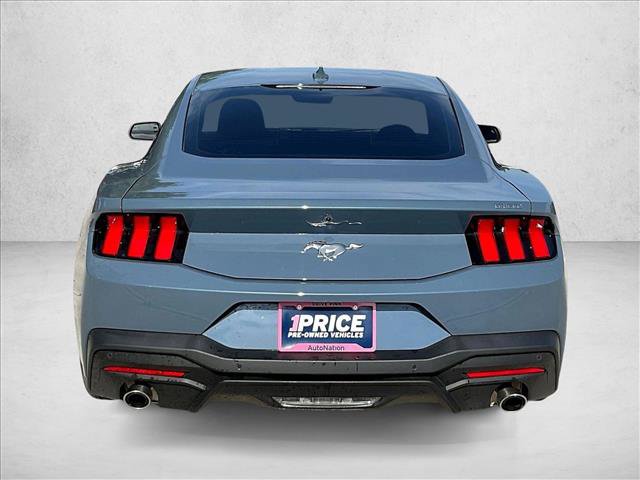 Certified 2025 Ford Mustang Coupe RWD image 4