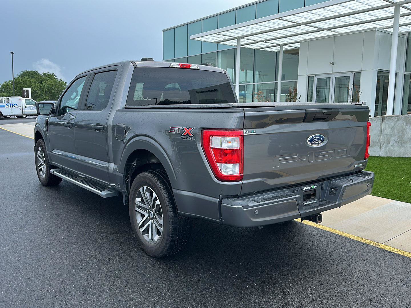 Certified 2021 Ford F150 XL w/ STX Appearance Package AWD/4WD image 7