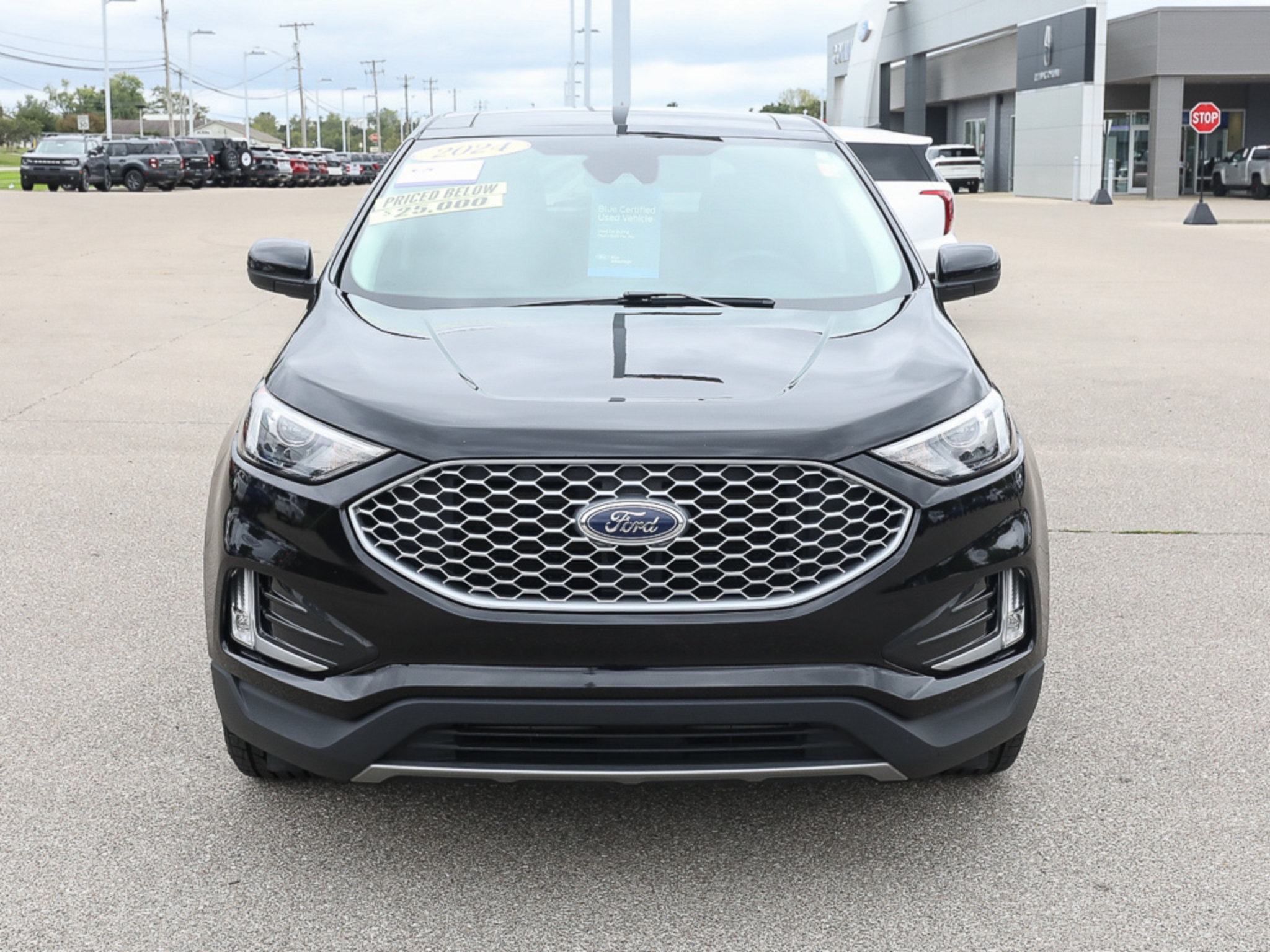Certified 2024 Ford Edge SEL w/ Convenience Package AWD/4WD image 10