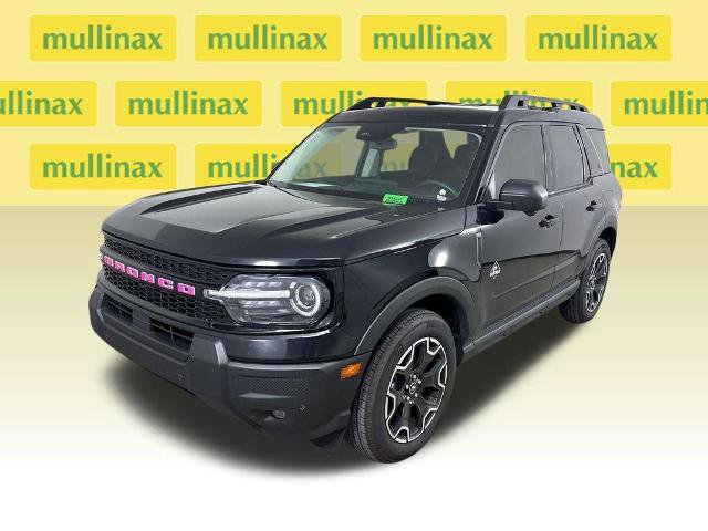 Certified 2025 Ford Bronco Sport Outer Banks w/ Outer Banks Tech Package+ AWD/4WD image 19