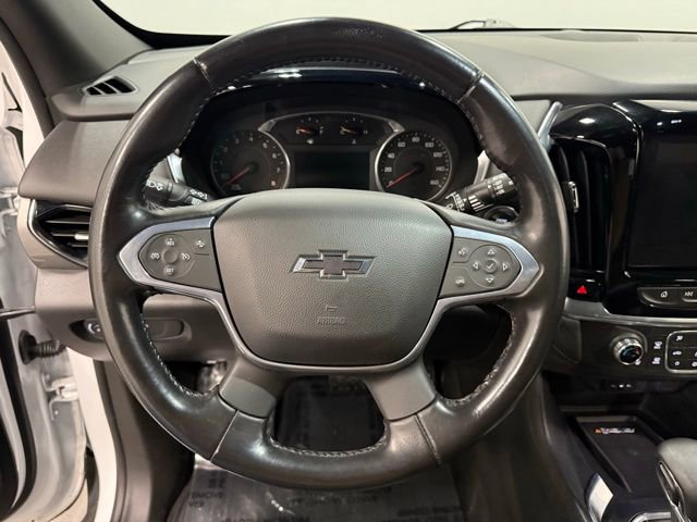 Used 2022 Chevrolet Traverse LT image 22