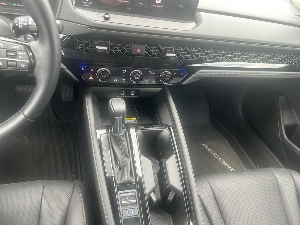 Used 2025 Honda Accord Touring image 25