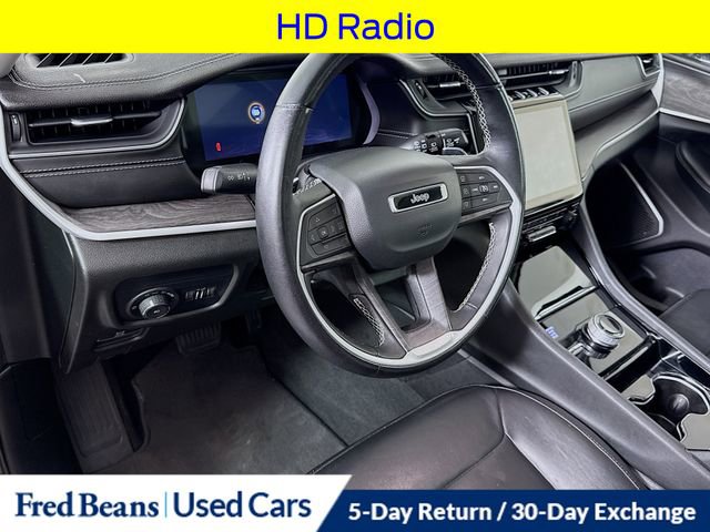 Used 2022 Jeep Grand Cherokee L Limited AWD/4WD image 12