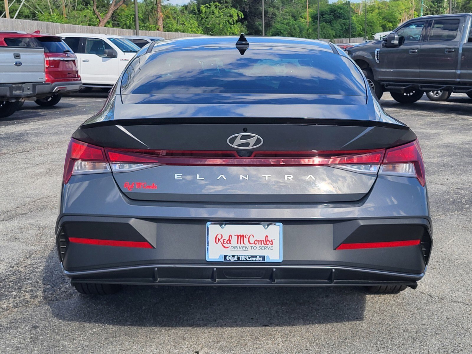 Used 2025 Hyundai Elantra Sport FWD image 5