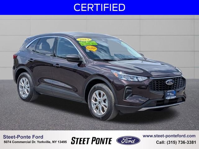 Certified 2023 Ford Escape Active AWD/4WD image 1