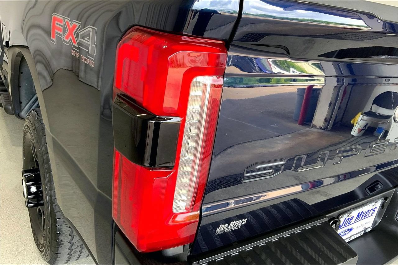 Certified 2025 Ford F250 XL w/ STX Appearance Package AWD/4WD image 29