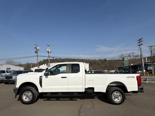 Certified 2025 Ford F250 XL w/ XL Chrome Package AWD/4WD image 8
