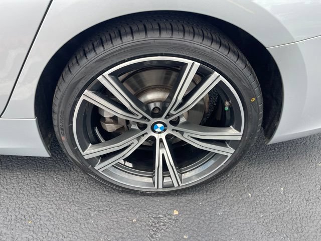 Used 2021 BMW 330i Sedan w/ Premium Package RWD image 4