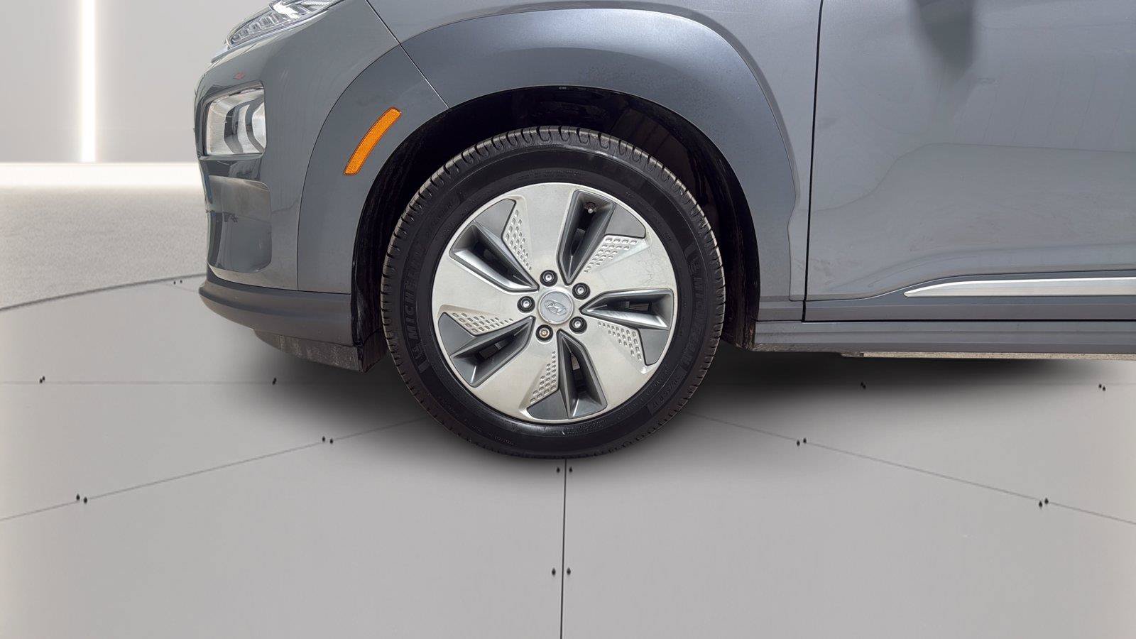 Used 2021 Hyundai Kona SEL FWD image 29