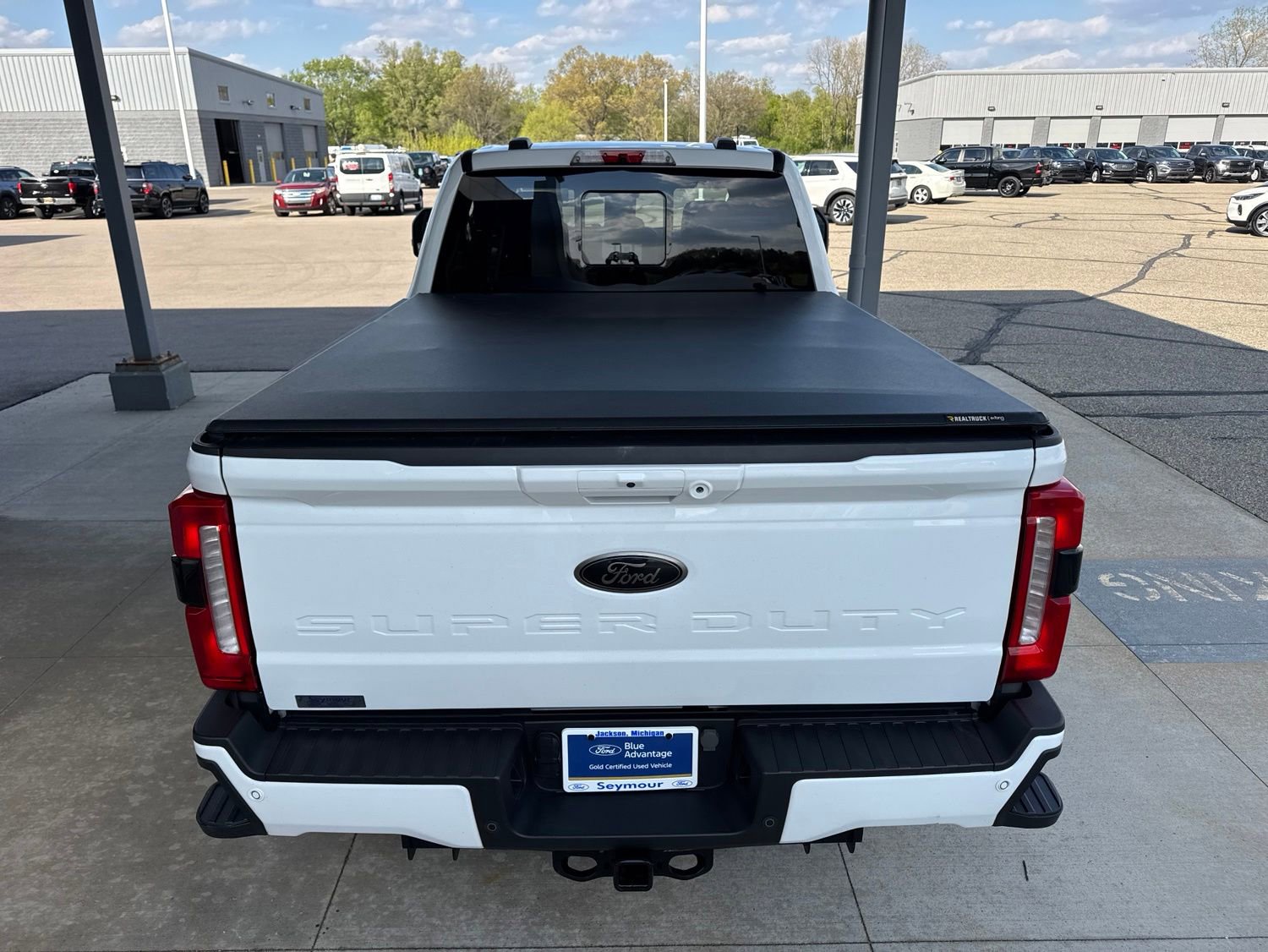 Certified 2023 Ford F250 XLT w/ Black Appearance Package AWD/4WD image 8
