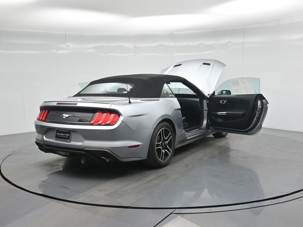 Certified 2022 Ford Mustang Premium image 6