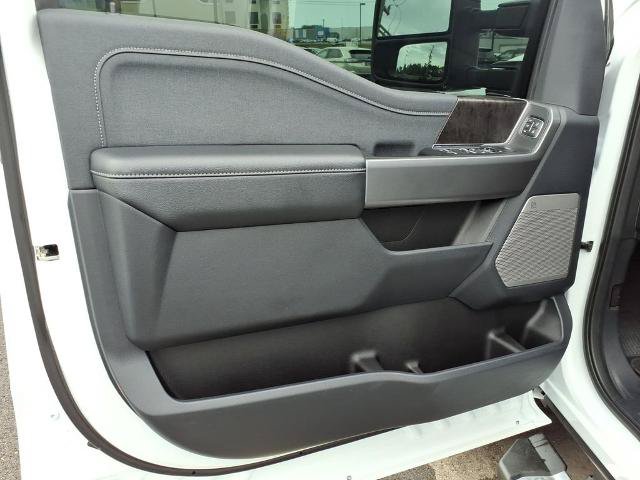 Certified 2026 Ford F250 Lariat AWD/4WD image 8
