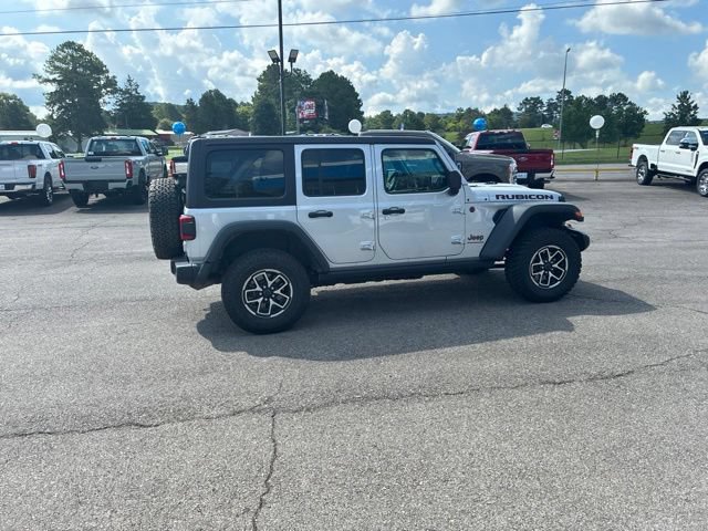 Used 2024 Jeep Wrangler Unlimited Rubicon AWD/4WD image 43