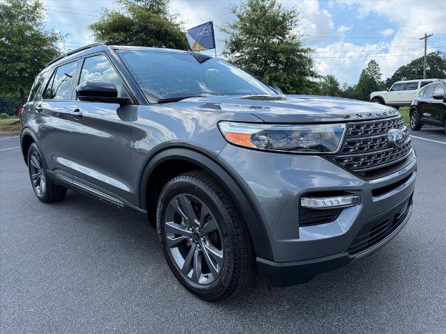 Certified 2023 Ford Explorer XLT w/ Equipment Group 202A AWD/4WD image 2