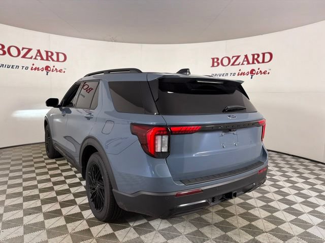 Certified 2025 Ford Explorer ST-Line RWD image 11