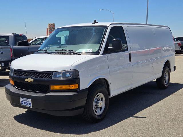 Used 2023 Chevrolet Express 2500 Extended w/ Driver Convenience Package RWD image 4